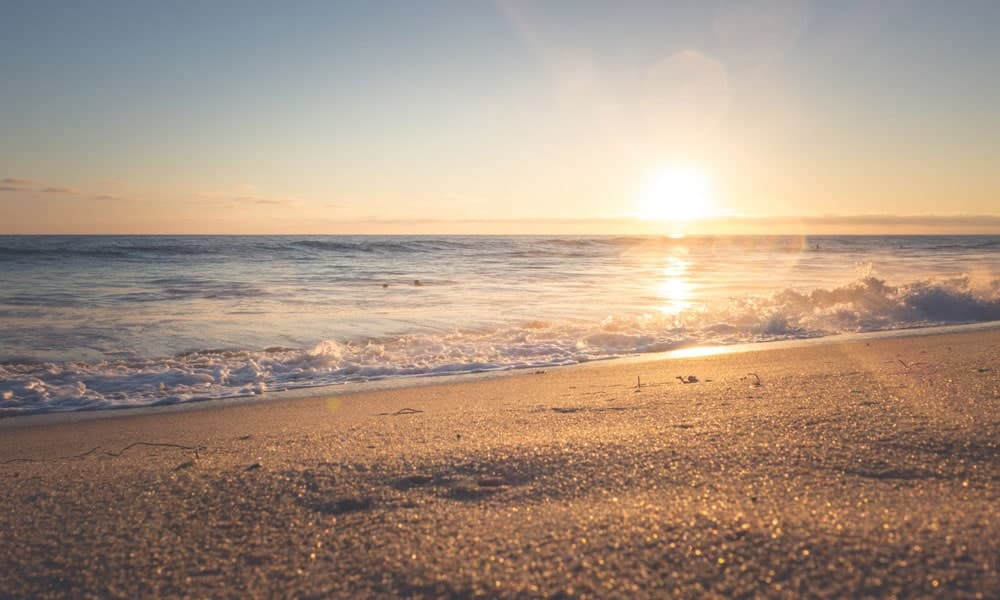 shoulder season travel